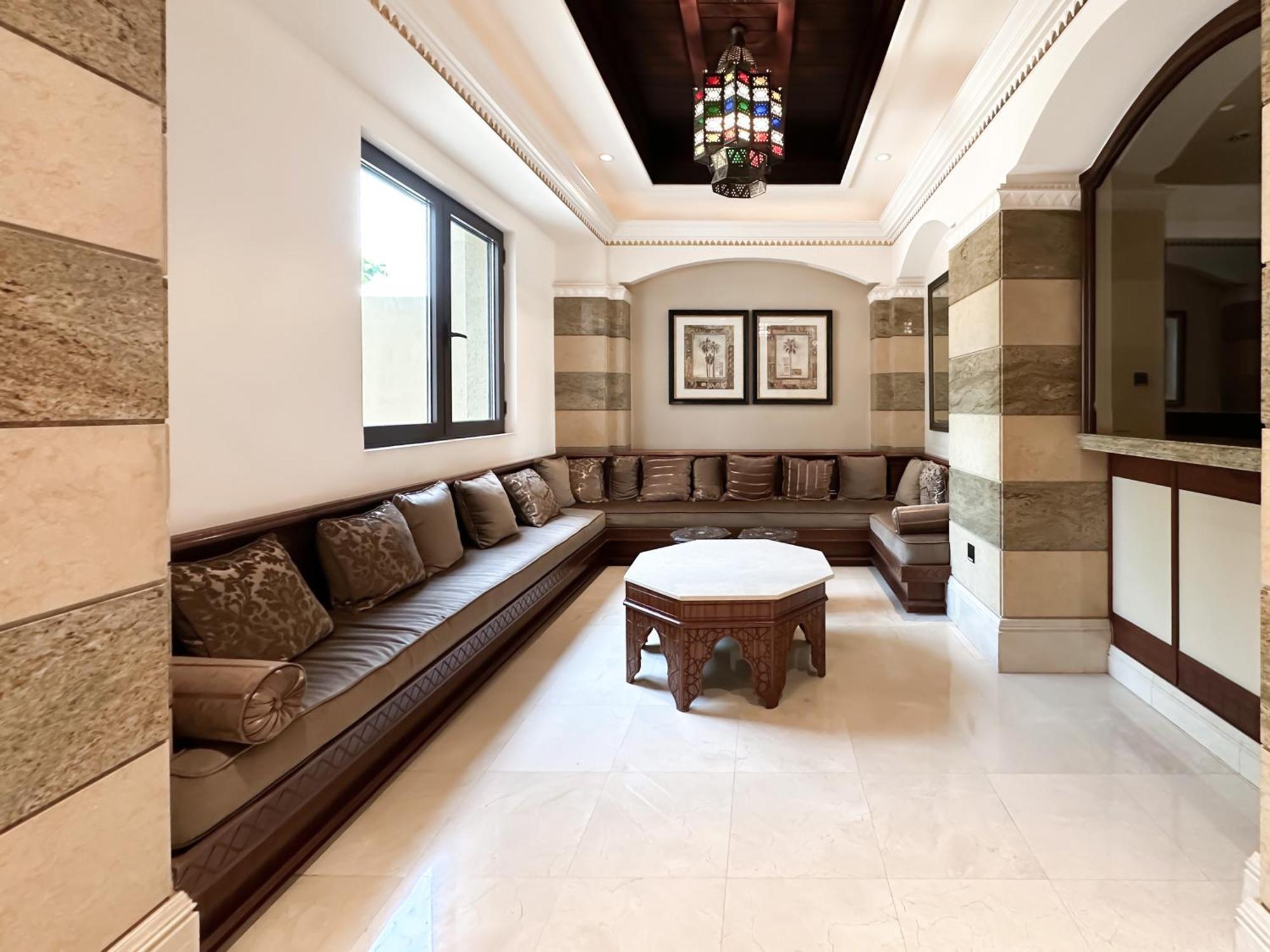 Апартаменти Trophy 2Br Aladdin Estate W Burj Khalifa View Дубай Екстер'єр фото